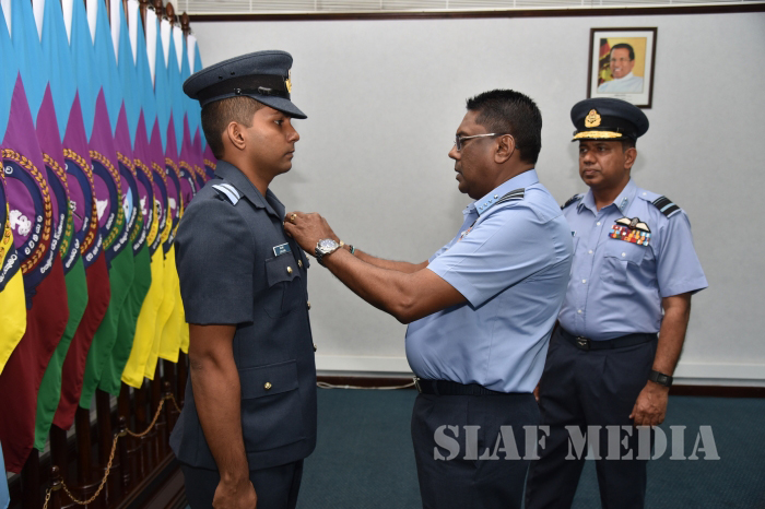 AWARDING OF FLYING BREVET AND FLIGHT ENGINEERING BREVETS